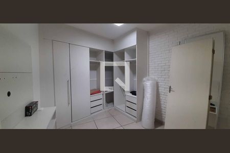 Casa para alugar com 253m², 4 quartos e 2 vagas Casa para alugar com 253m², 4 quartos e 2 vagasQuarto