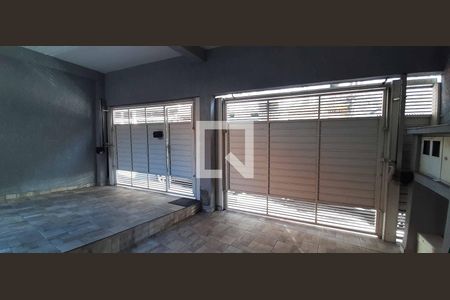 Casa para alugar com 253m², 4 quartos e 2 vagas Casa para alugar com 253m², 4 quartos e 2 vagasGaragem