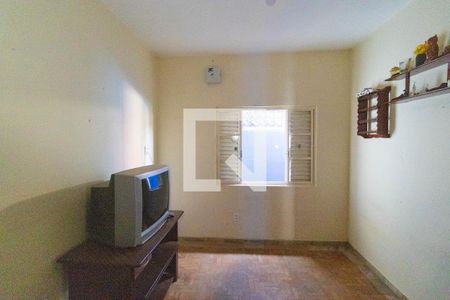 Casa à venda com 100m², 4 quartos e 3 vagasQuarto 03