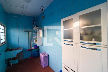 Casa à venda com 100m², 4 quartos e 3 vagasÁrea de Serviço