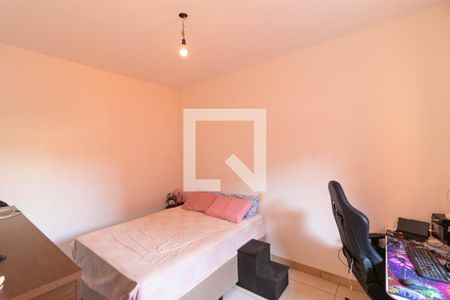 Casa à venda com 100m², 4 quartos e 3 vagasQuarto da Casa 02