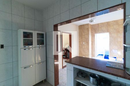 Casa à venda com 100m², 4 quartos e 3 vagasCozinha