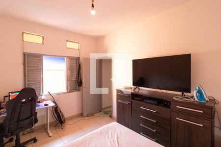 Casa à venda com 100m², 4 quartos e 3 vagasQuarto da Casa 02