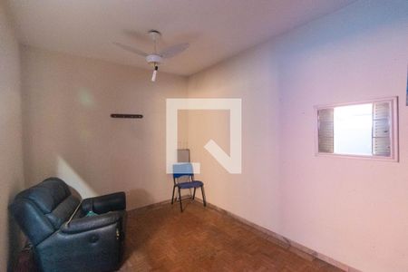 Casa à venda com 100m², 4 quartos e 3 vagasQuarto 02