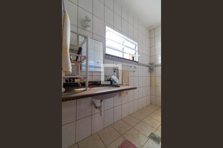 Casa à venda com 100m², 4 quartos e 3 vagasBanheiro