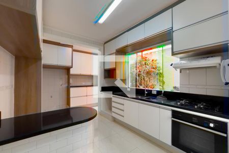 Casa de condomínio à venda com 176m², 3 quartos e 3 vagas Casa de condomínio à venda com 176m², 3 quartos e 3 vagasCozinha