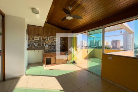 Casa de condomínio à venda com 176m², 3 quartos e 3 vagas Casa de condomínio à venda com 176m², 3 quartos e 3 vagasTerraço