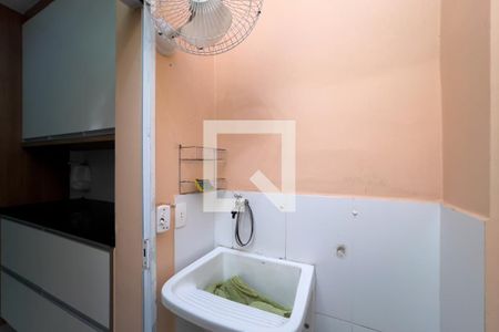 Casa de condomínio à venda com 176m², 3 quartos e 3 vagas Casa de condomínio à venda com 176m², 3 quartos e 3 vagasÁrea de serviço