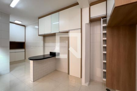 Casa de condomínio à venda com 176m², 3 quartos e 3 vagas Casa de condomínio à venda com 176m², 3 quartos e 3 vagasCozinha