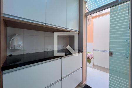 Casa de condomínio à venda com 176m², 3 quartos e 3 vagas Casa de condomínio à venda com 176m², 3 quartos e 3 vagasCozinha