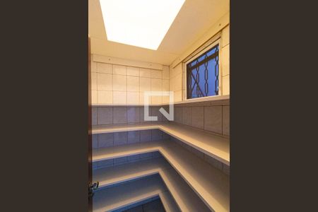 Casa à venda com 162m², 3 quartos e 2 vagasDespensa