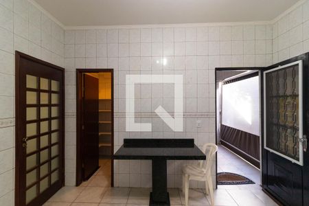 Casa à venda com 162m², 3 quartos e 2 vagasCozinha