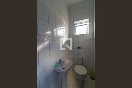 Casa à venda com 162m², 3 quartos e 2 vagasBanheiro de Serviço