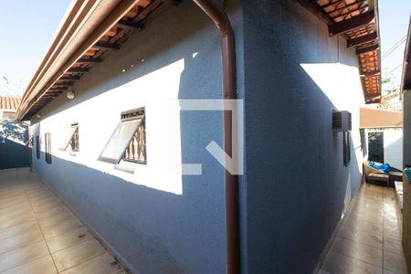 Casa à venda com 162m², 3 quartos e 2 vagasQuintal