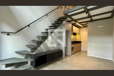 Sala de kitnet/studio para alugar com 1 quarto, 43m² em Jardim das Bandeiras, São Paulo