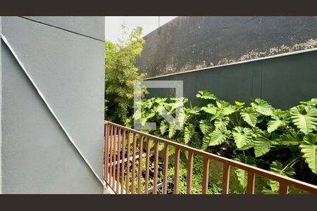 Varanda da Sala de kitnet/studio para alugar com 1 quarto, 43m² em Jardim das Bandeiras, São Paulo