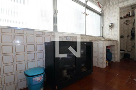 Apartamento para alugar com 176m², 3 quartos e 1 vaga Apartamento para alugar com 176m², 3 quartos e 1 vagaÁrea de Serviço