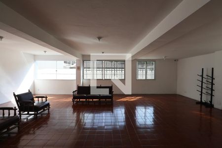 Apartamento para alugar com 176m², 3 quartos e 1 vaga Apartamento para alugar com 176m², 3 quartos e 1 vagaÁrea comum - Salão de festas