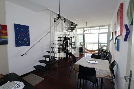 Sala de apartamento para alugar com 3 quartos, 176m² em Pitangueiras, Guarujá