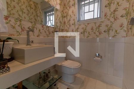 Casa de condomínio à venda com 600m², 5 quartos e 2 vagas