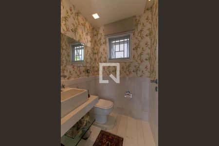 Casa de condomínio à venda com 600m², 5 quartos e 2 vagas