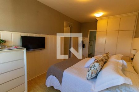 Casa de condomínio à venda com 600m², 5 quartos e 2 vagas