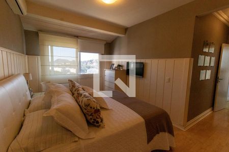 Casa de condomínio à venda com 600m², 5 quartos e 2 vagas