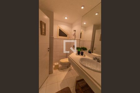 Casa de condomínio à venda com 600m², 5 quartos e 2 vagas