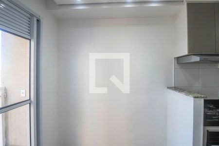 Sala/Cozinha de apartamento para alugar com 1 quarto, 28m² em Vila Ema, São Paulo