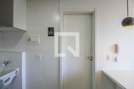 Sala/Cozinha de apartamento para alugar com 1 quarto, 28m² em Vila Ema, São Paulo