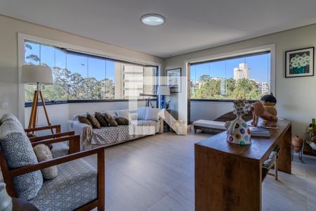 Sala de apartamento à venda com 3 quartos, 185m² em Vila Suzana, São Paulo