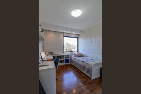 Apartamento à venda com 185m², 3 quartos e 3 vagasQuarto 2