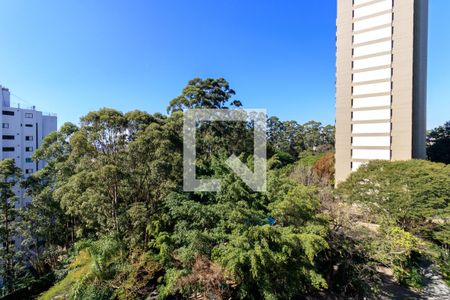 Apartamento à venda com 185m², 3 quartos e 3 vagasQuarto 2 vista