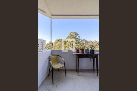 Apartamento à venda com 185m², 3 quartos e 3 vagasSuíte varanda