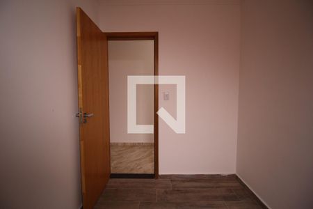 Quarto 1 de apartamento para alugar com 2 quartos, 42m² em Vila Macedopolis, São Paulo