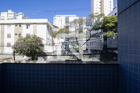 Apartamento para alugar com 156m², 3 quartos e 2 vagasSacada do Quarto 2