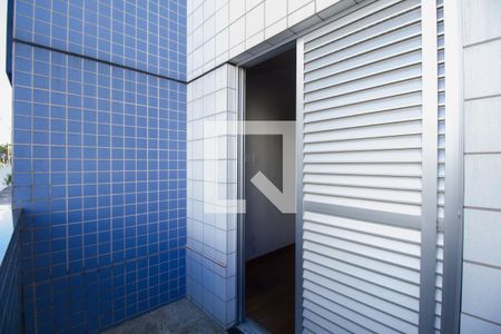 Apartamento para alugar com 156m², 3 quartos e 2 vagasSacada do Quarto 2