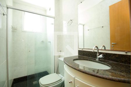 Apartamento para alugar com 156m², 3 quartos e 2 vagasBanheiro 