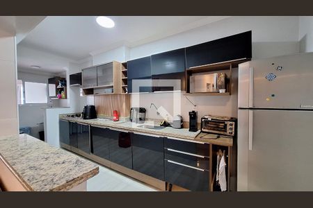 Apartamento para alugar com 190m², 2 quartos e 2 vagasCozinha