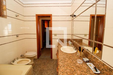 Casa para alugar com 385m², 3 quartos e 5 vagasSuíte