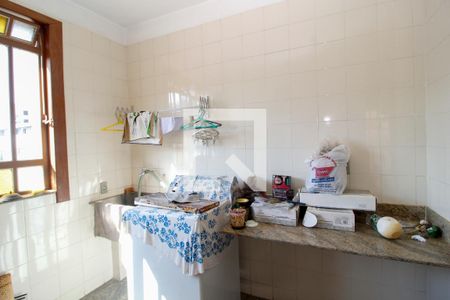 Casa para alugar com 385m², 3 quartos e 5 vagasCozinha