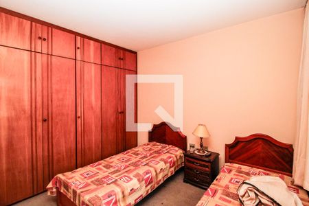 Casa para alugar com 385m², 3 quartos e 5 vagasQuarto 2