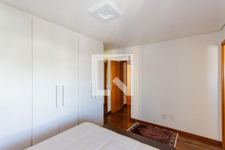 Apartamento à venda com 106m², 3 quartos e 3 vagasQuarto 