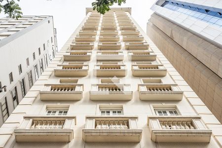 Apartamento à venda com 272m², 3 quartos e 2 vagasFachada