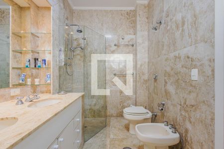 Apartamento à venda com 272m², 3 quartos e 2 vagasBanheiro da Suíte