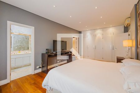 Apartamento à venda com 272m², 3 quartos e 2 vagasSuíte