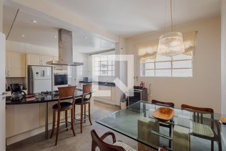 Apartamento à venda com 272m², 3 quartos e 2 vagasCozinha