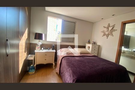 Quarto Suíte de apartamento à venda com 4 quartos, 120m² em Buritis, Belo Horizonte