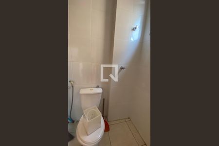 Apartamento à venda com 120m², 4 quartos e 2 vagas Apartamento à venda com 120m², 4 quartos e 2 vagasÁrea de Serviço