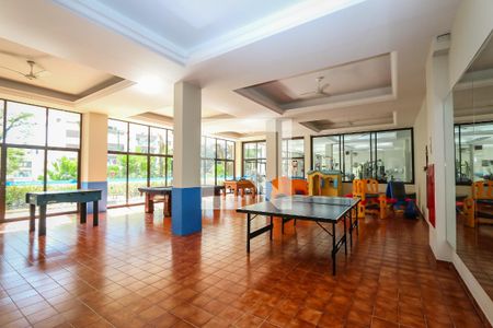 Apartamento à venda com 380m², 5 quartos e 4 vagas Apartamento à venda com 380m², 5 quartos e 4 vagasÁrea comum - Sala de jogos
